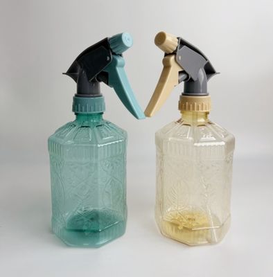 Ein guter Preis. Customized Window Vase 400ml PET Feinschmelz Sprühflasche mit 28/400 Hals anderes Design Online